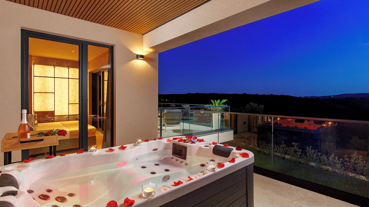 Photo of Patio Balcony in Kunj