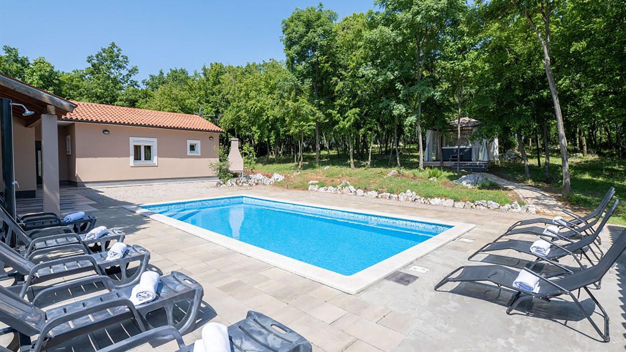 Photo of Outdoor in Zupanici