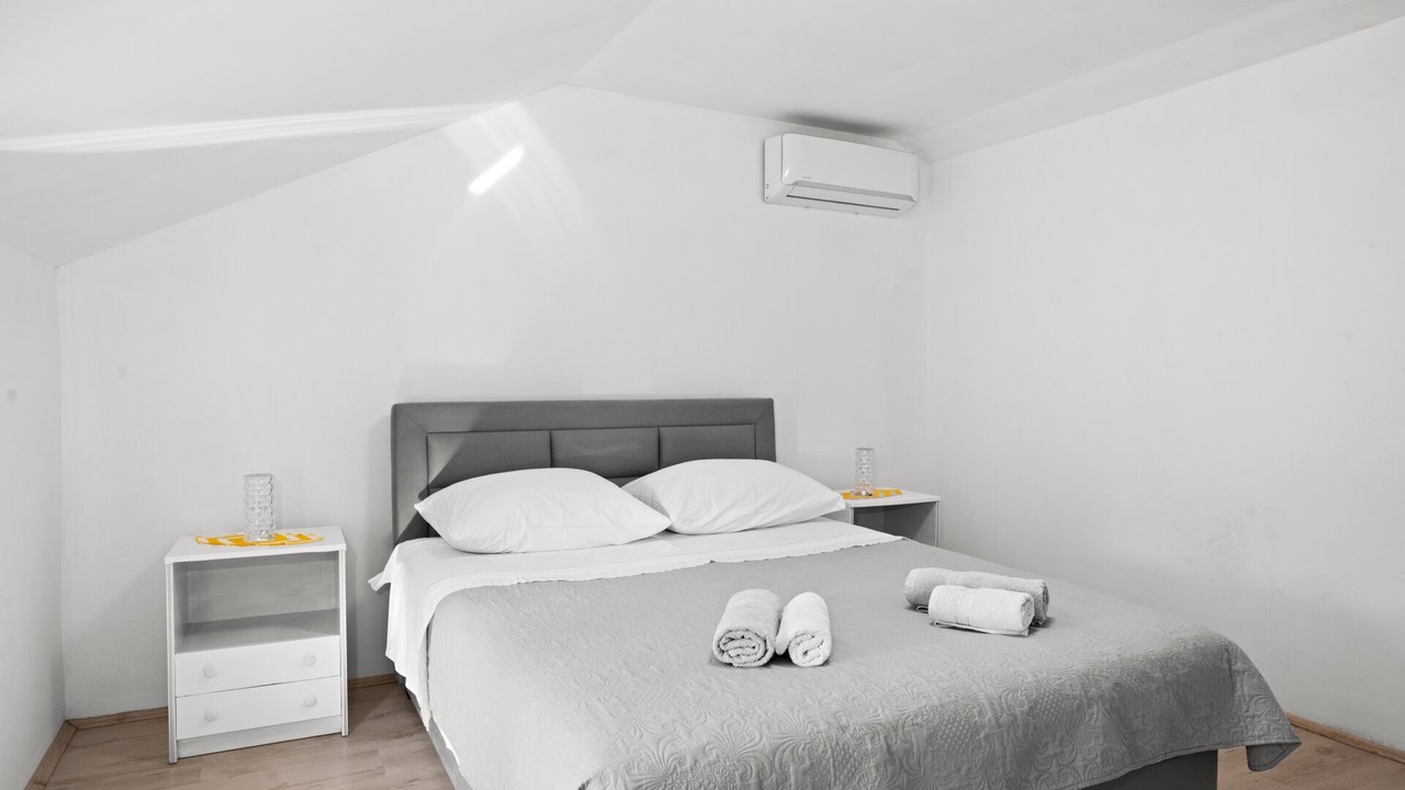 Photo of Bedroom in Promina