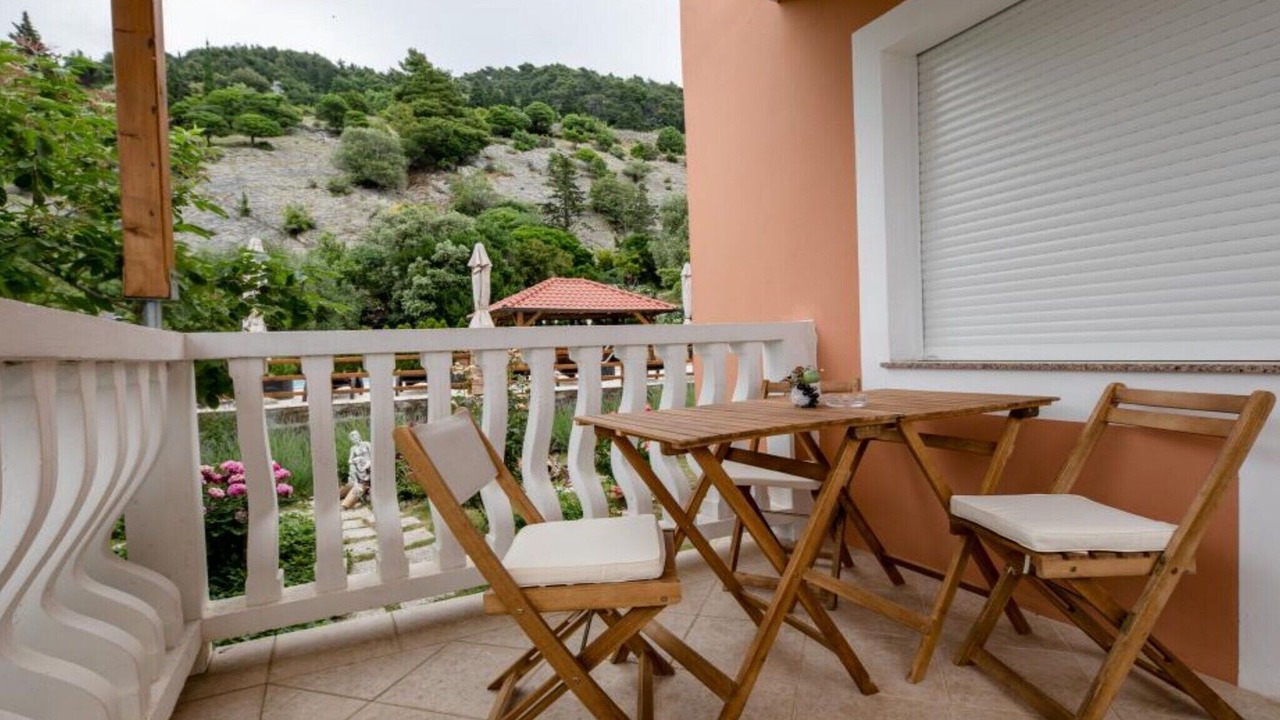 Photo of Patio Balcony in Mundanije