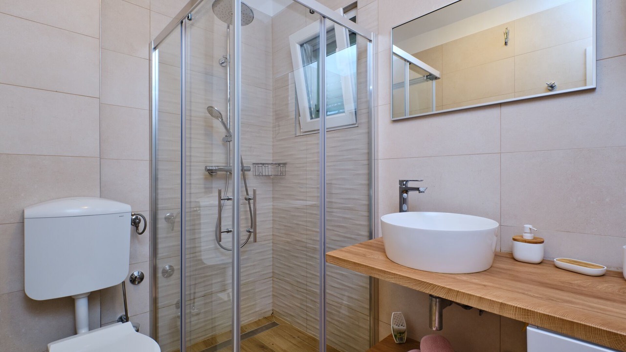 Photo of Bathroom in Lukovo Sugarje