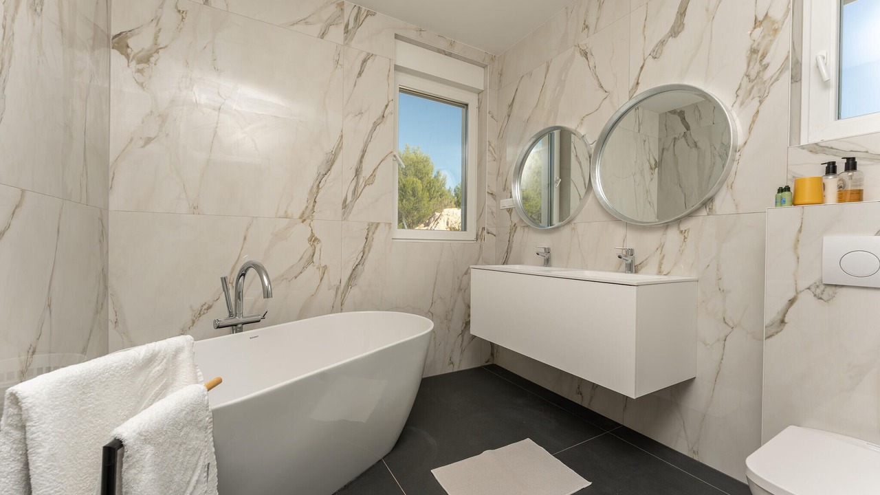 Photo of Bathroom in Kakma