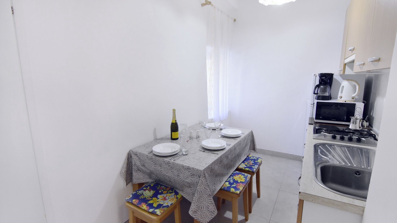 Photo of Kitchen in Murine