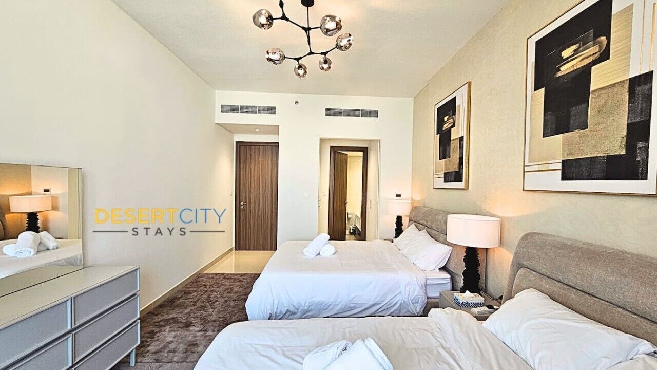 Photo of Bedroom in Mina Al Arab