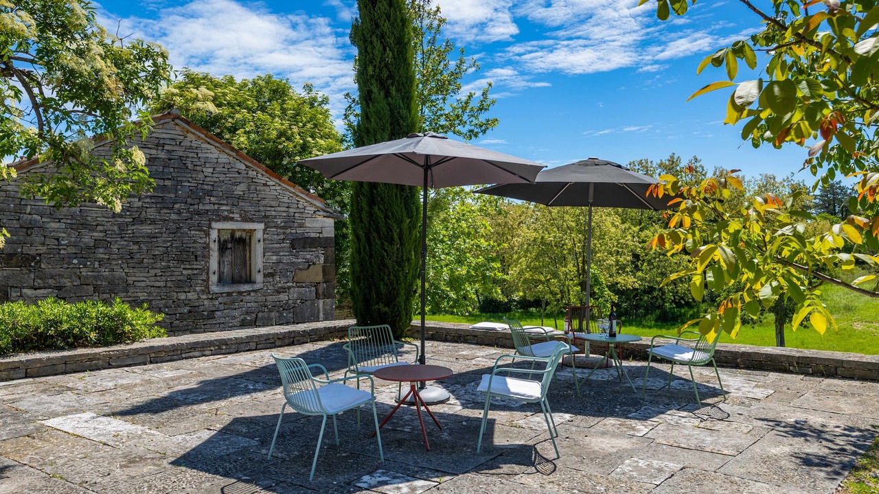 Photo of Outdoor in Cepic