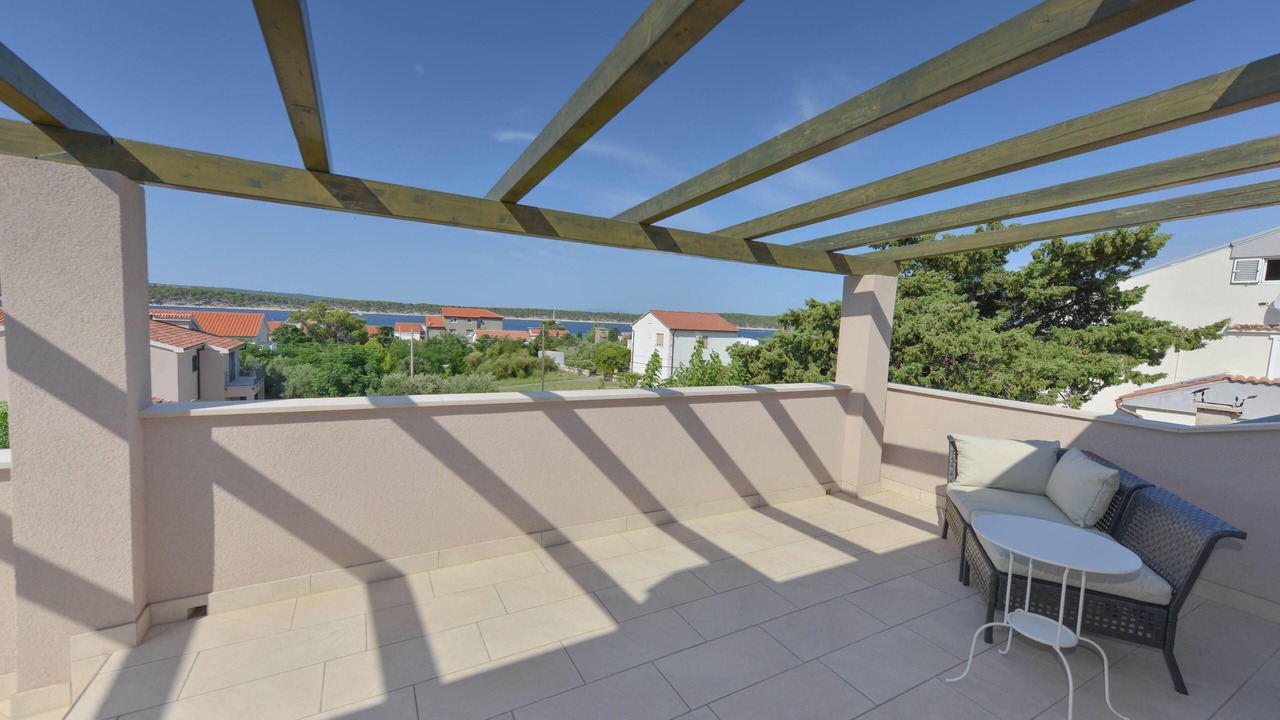Photo of Patio Balcony in Barbat na Rabu