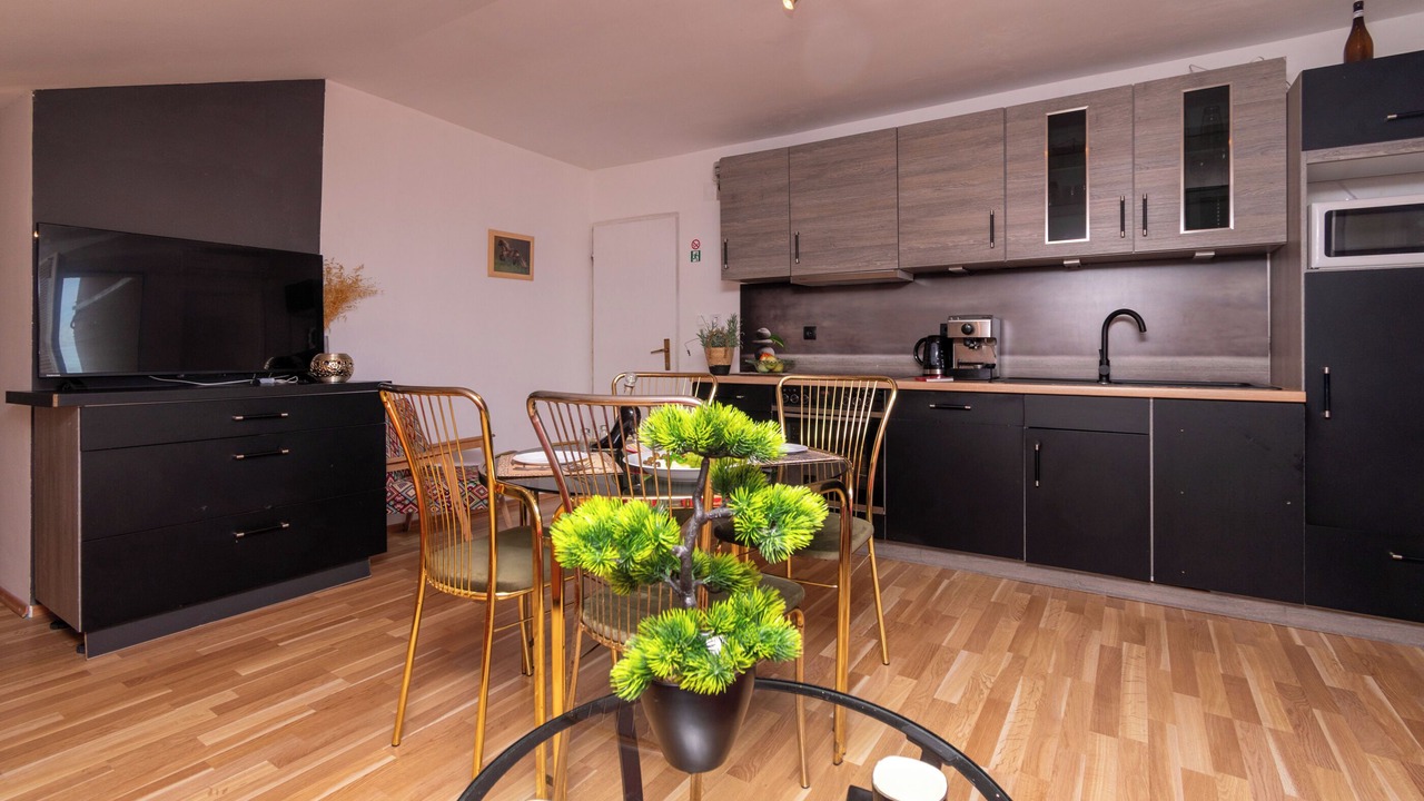 Photo of Kitchen in Seline