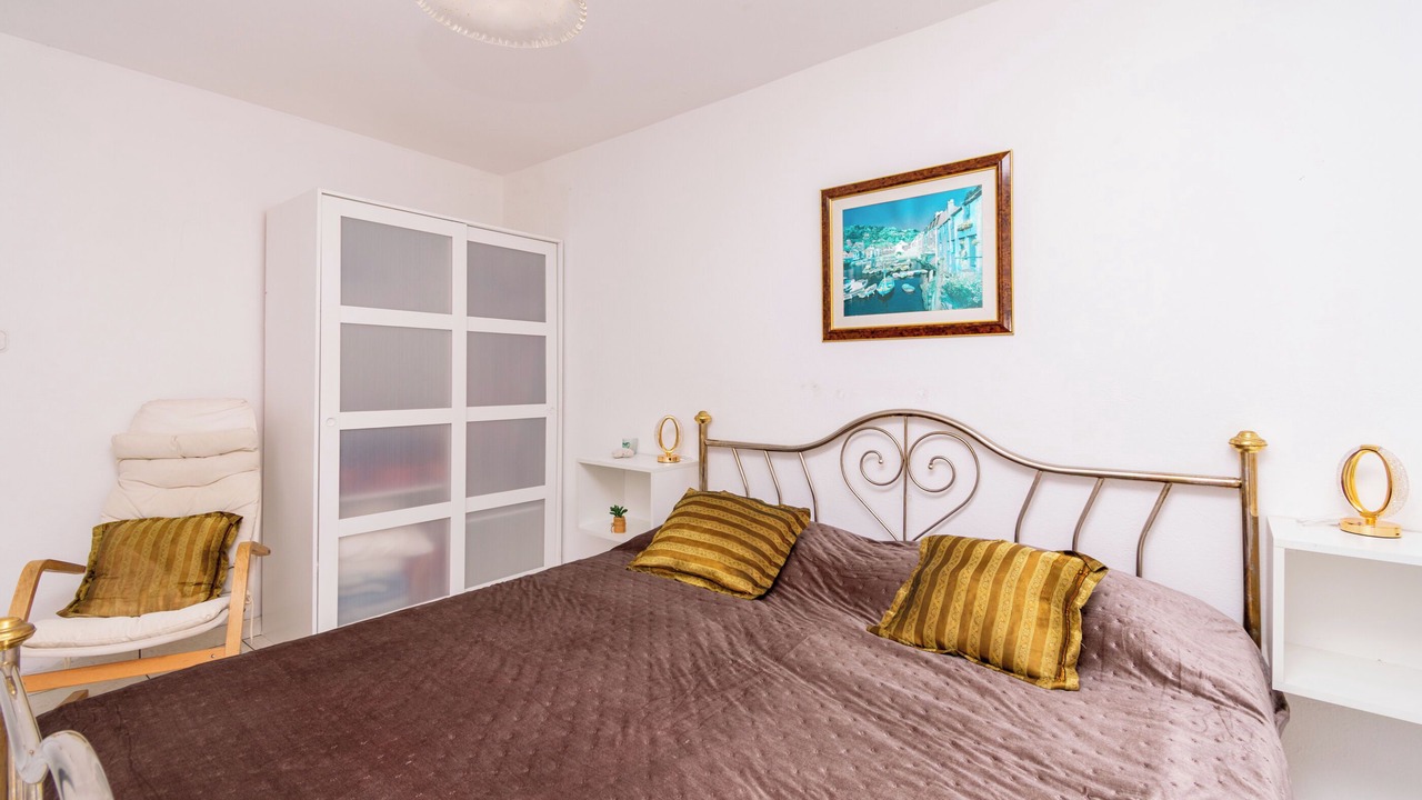 Photo of Bedroom in Seline