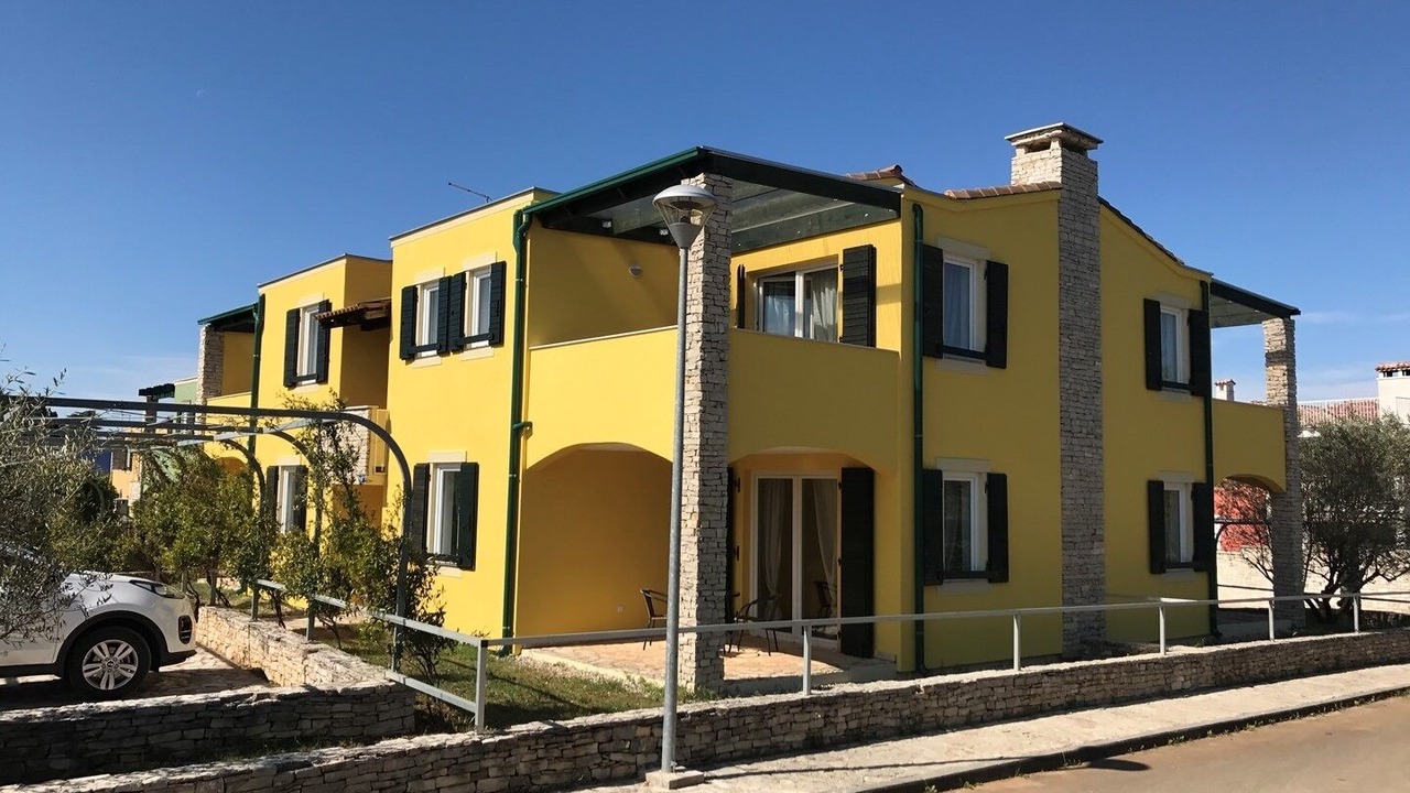 Photo of Outdoor in Basanija