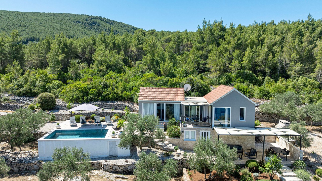 Photo of Outdoor in Blato