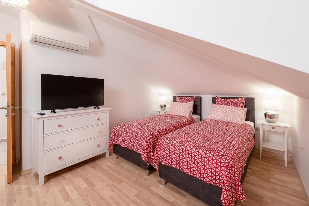 Photo of Bedroom in Milna