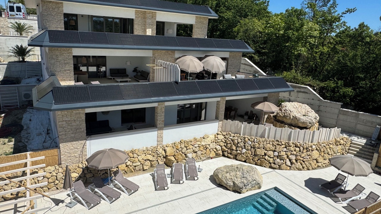 Photo of Outdoor in Rogocana