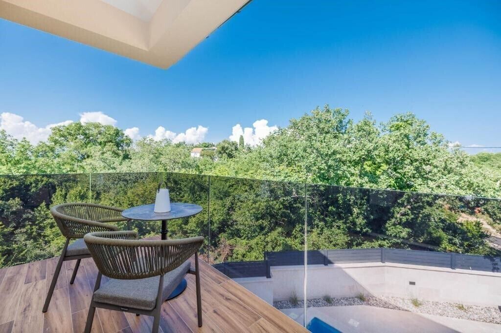 Photo of Outdoor in Gabonjin
