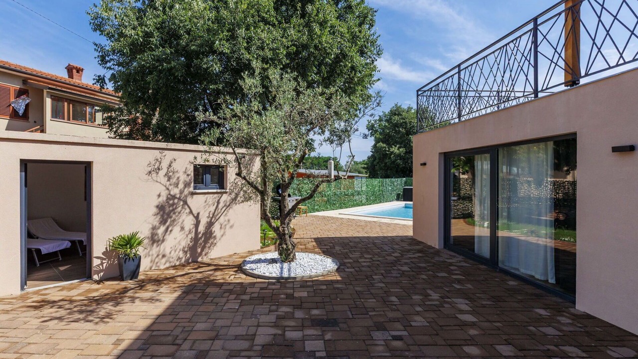 Photo of Outdoor in Radini