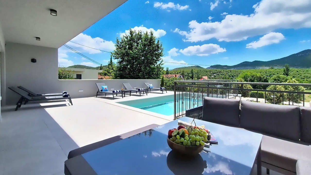 Photo of Patio Balcony in Blato na Cetini