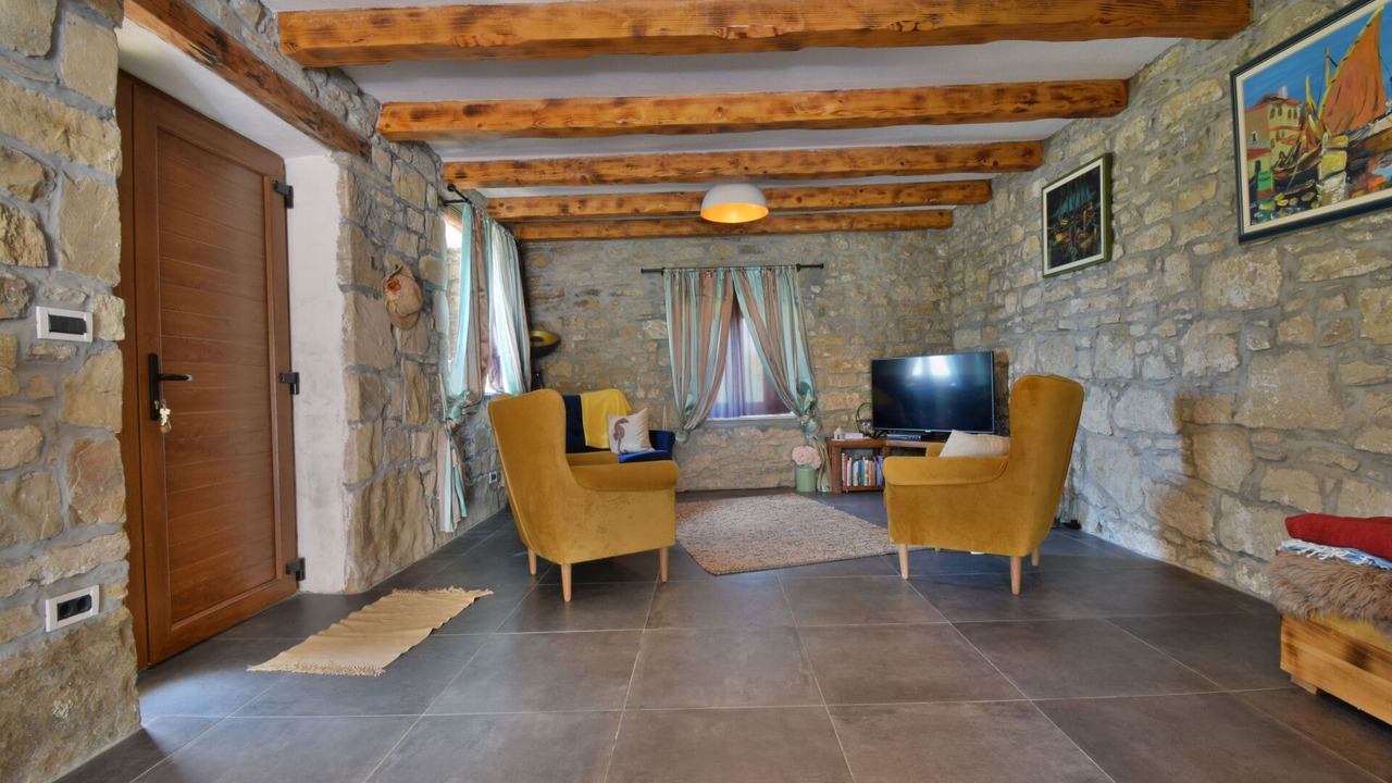 Photo of Livingroom in Pazin