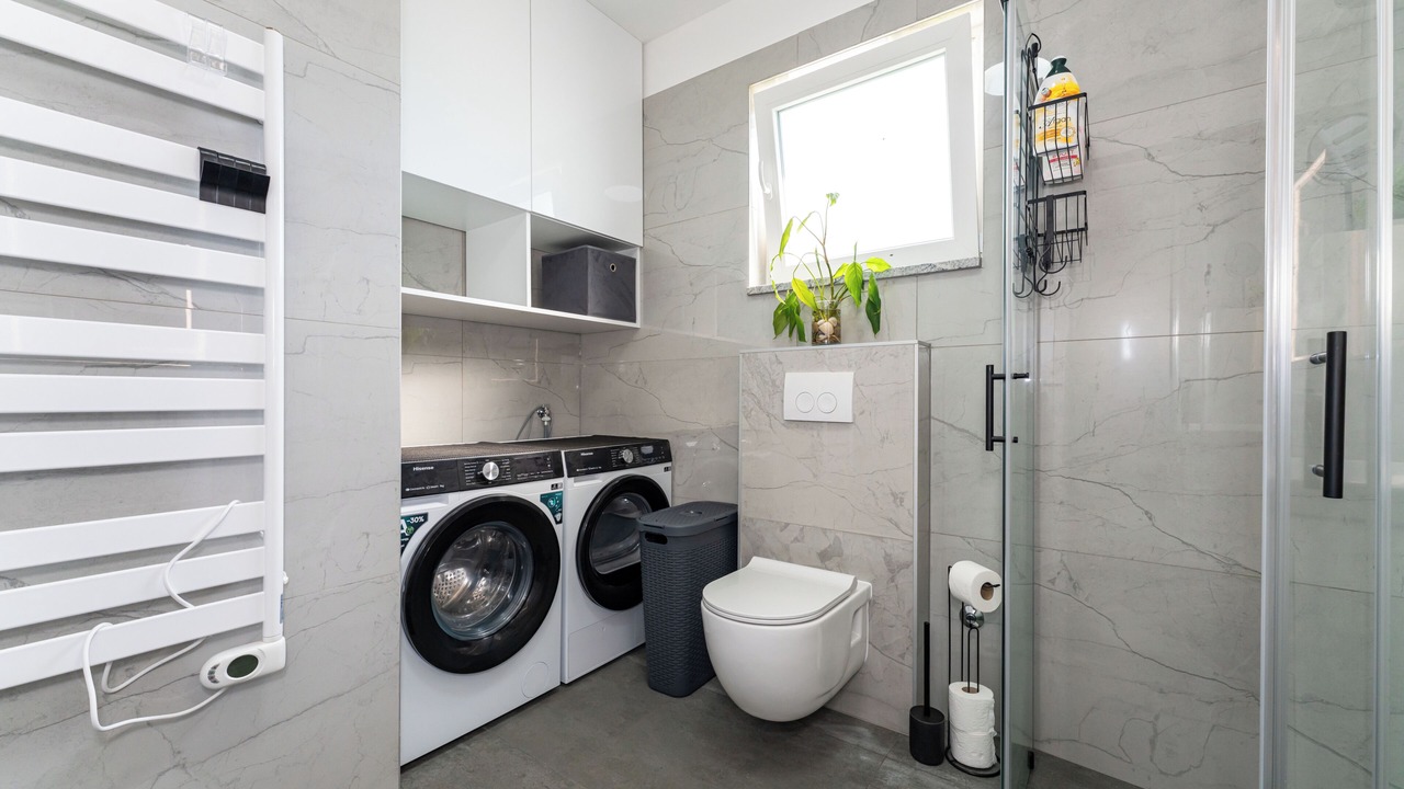 Photo of Bathroom in Paljuv