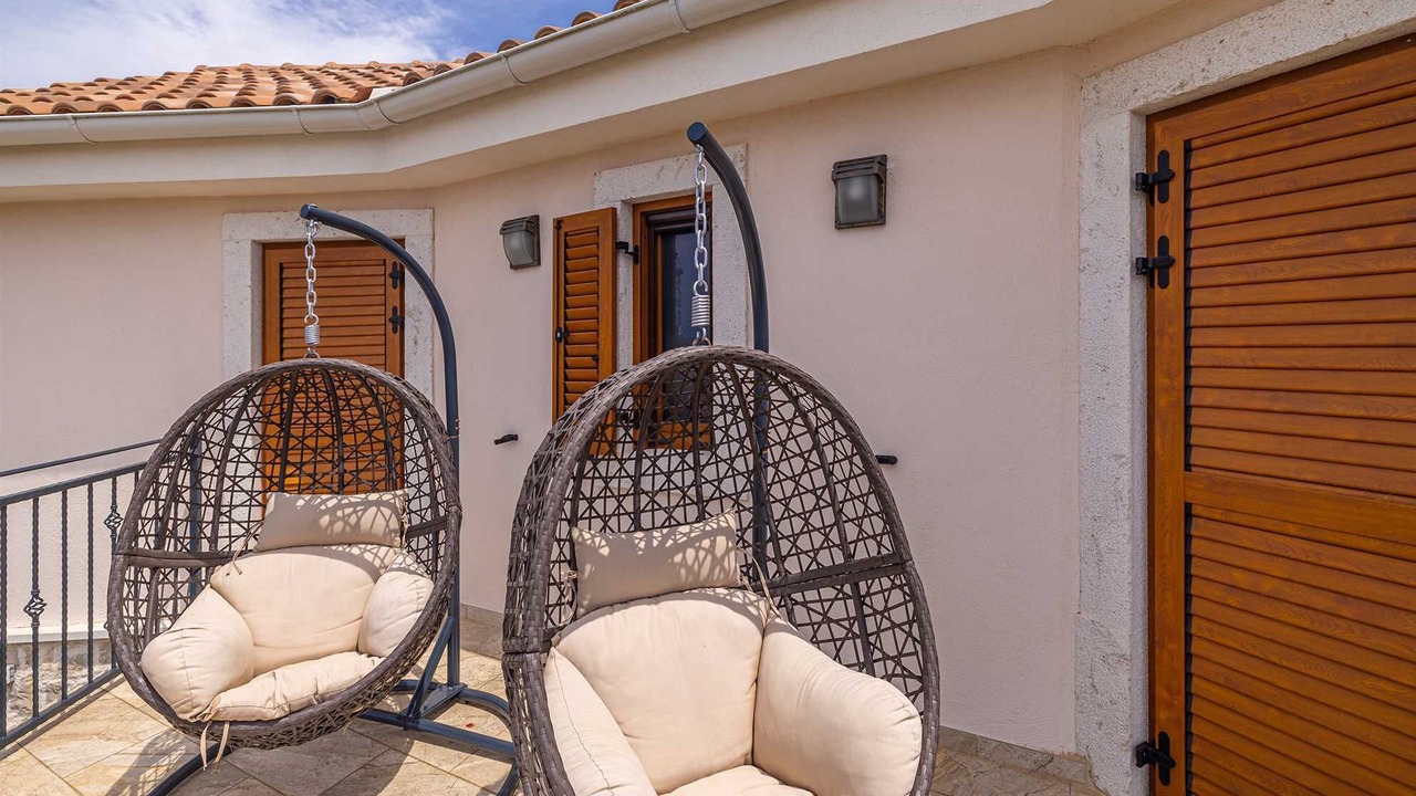 Photo of Patio Balcony in Malinska-Dubasnica
