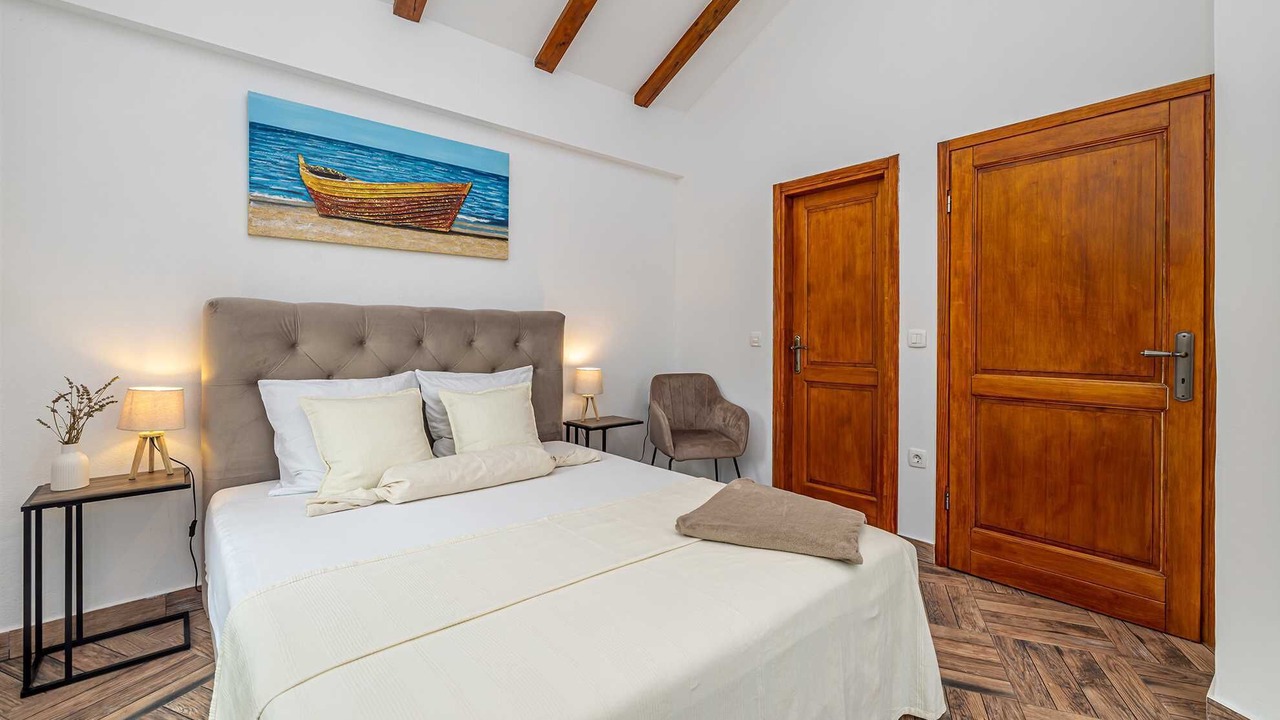 Photo of Bedroom in Malinska-Dubasnica