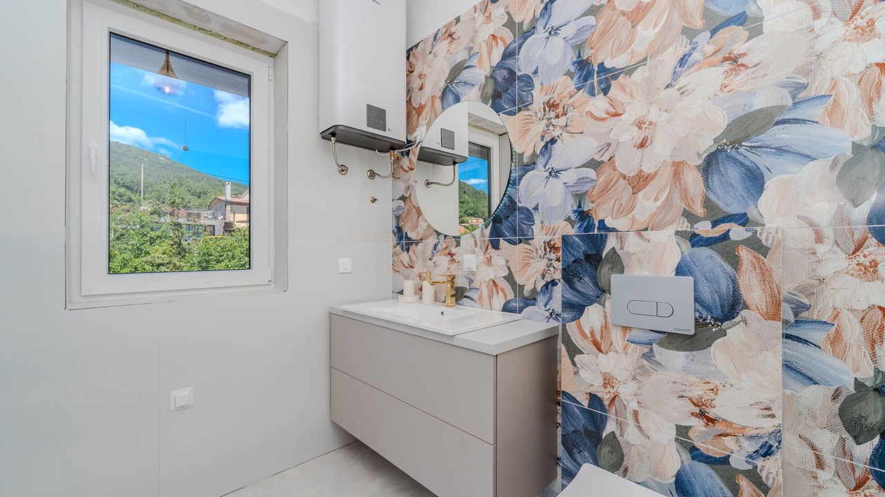 Photo of Bathroom in Bregi