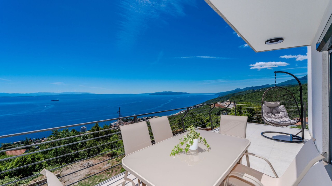 Photo of Outdoor in Bregi