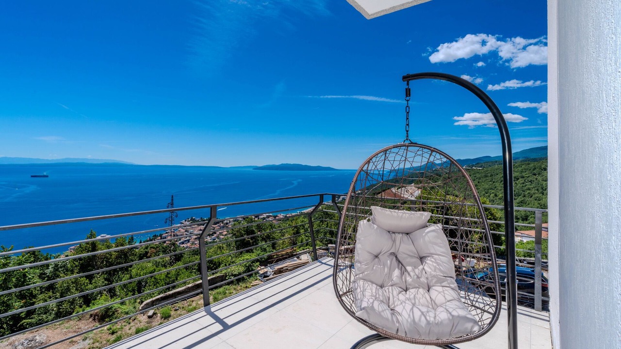 Photo of Patio Balcony in Bregi
