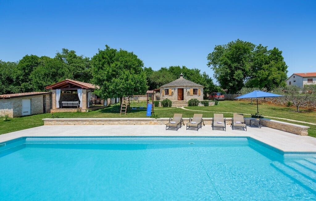 Photo of Outdoor in Cabrunici