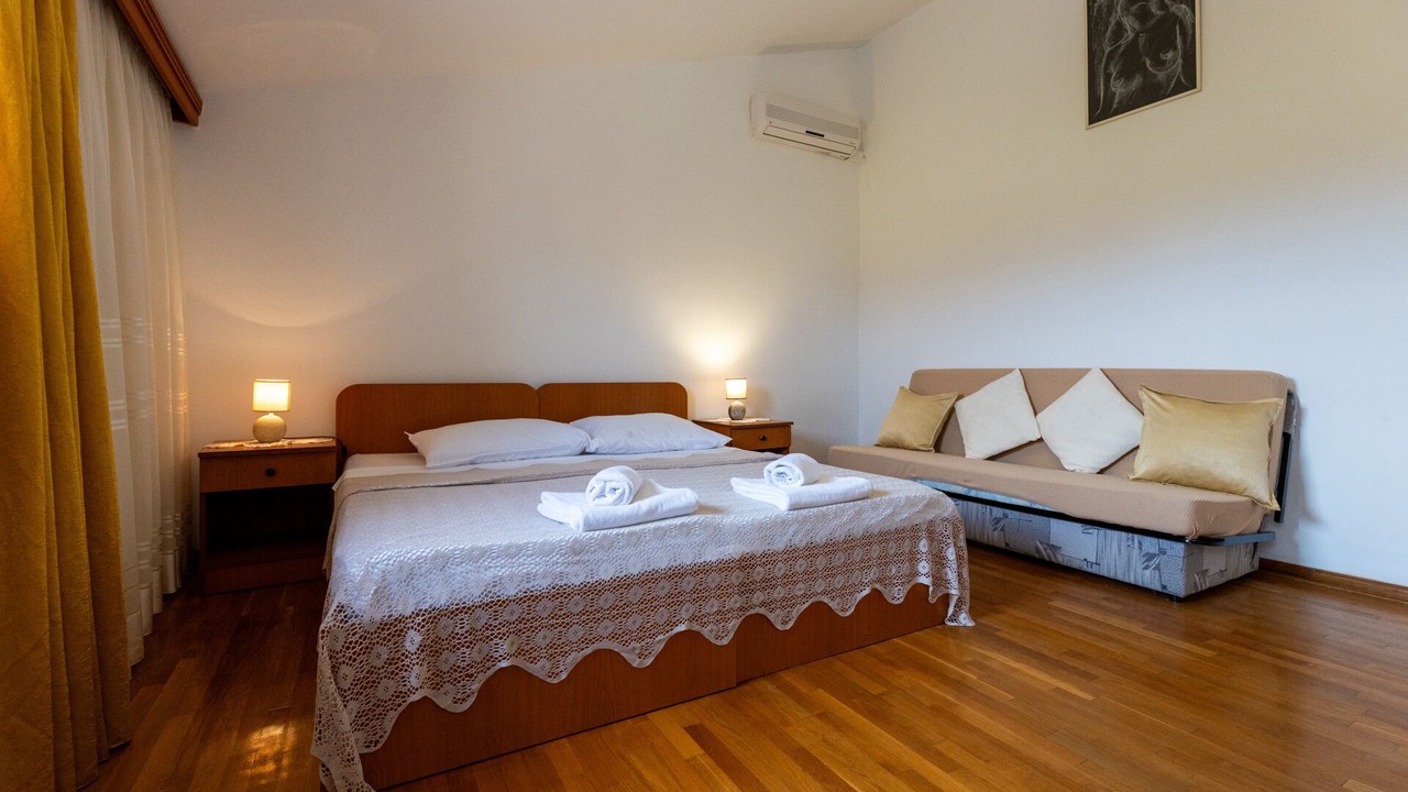 Photo of Bedroom in Momici