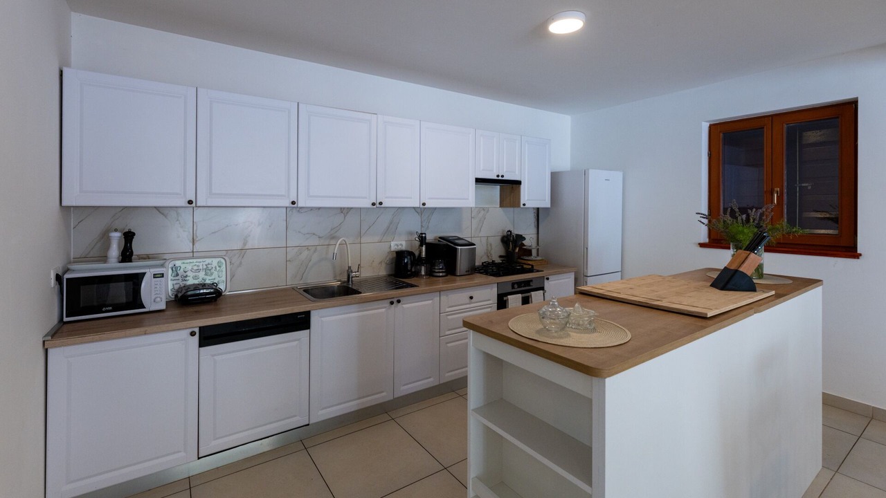 Photo of Kitchen in Momici
