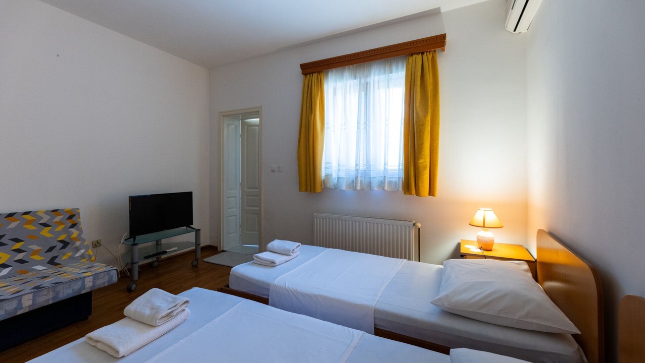 Photo of Bedroom in Momici