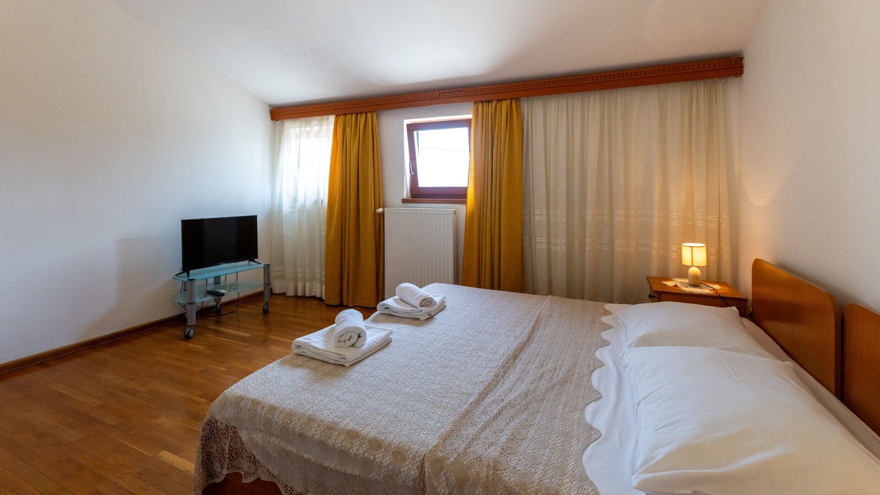 Photo of Bedroom in Momici