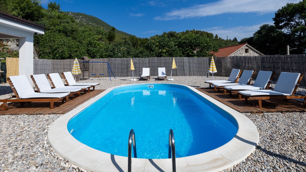 Photo of Outdoor in Momici