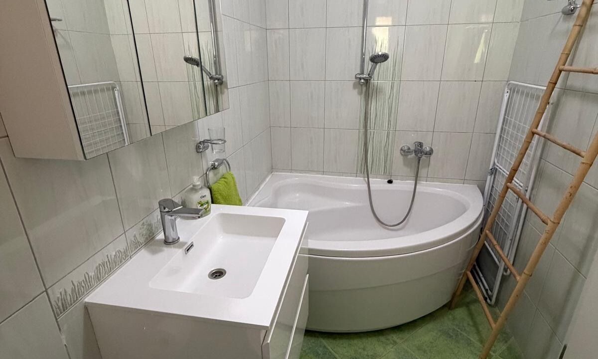 Photo of Bathroom in Blace