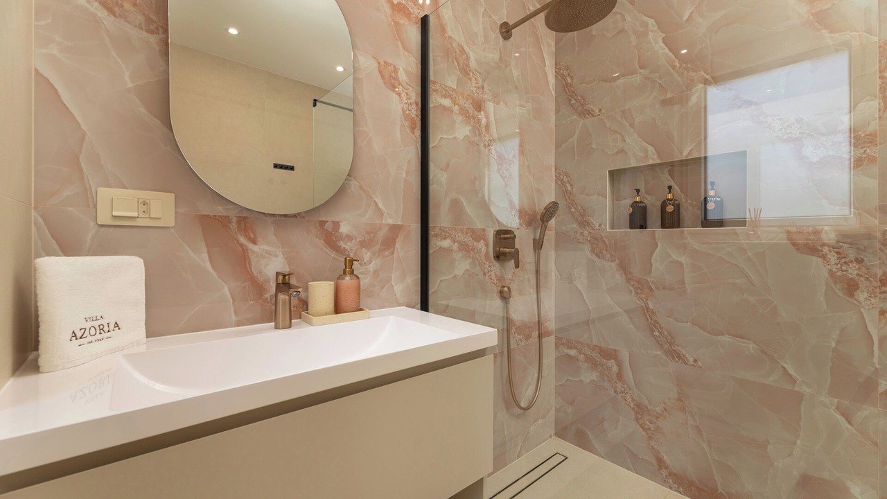 Photo of Bathroom in Linardici