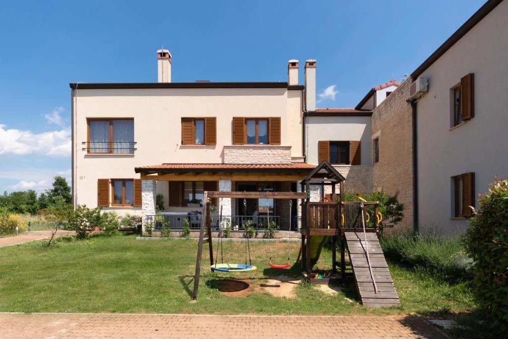 Photo of Outdoor in Cancini