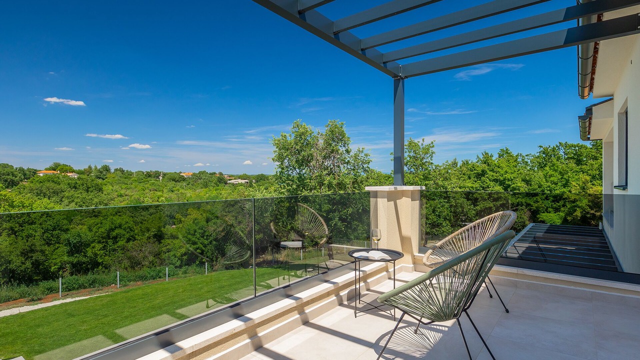 Photo of Patio Balcony in Sajini