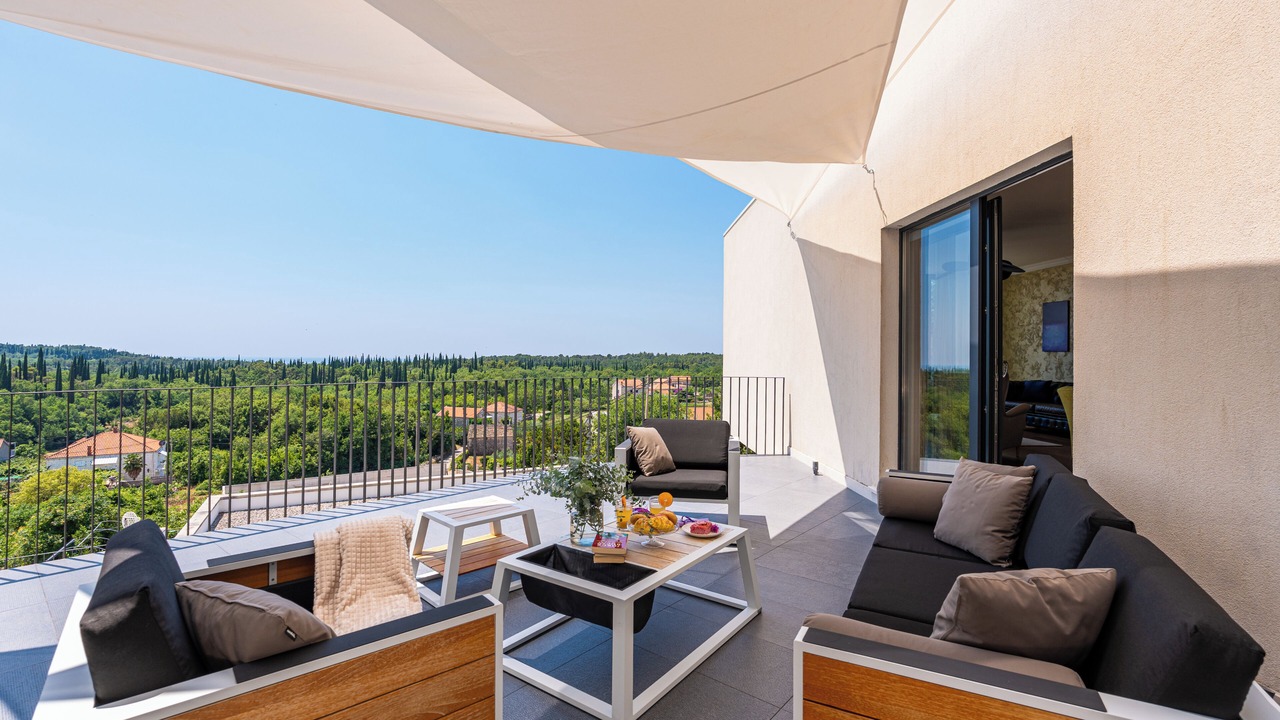 Photo of Patio Balcony in Cilipi