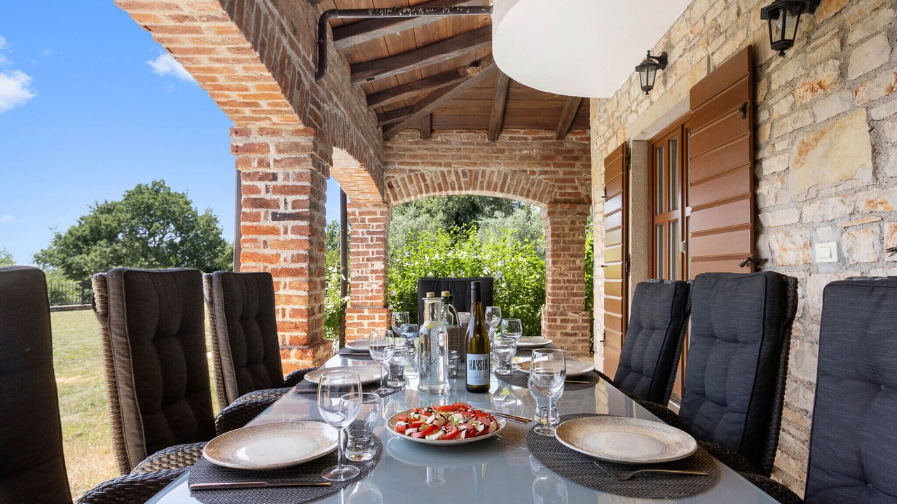 Photo of Outdoor in Stifanici