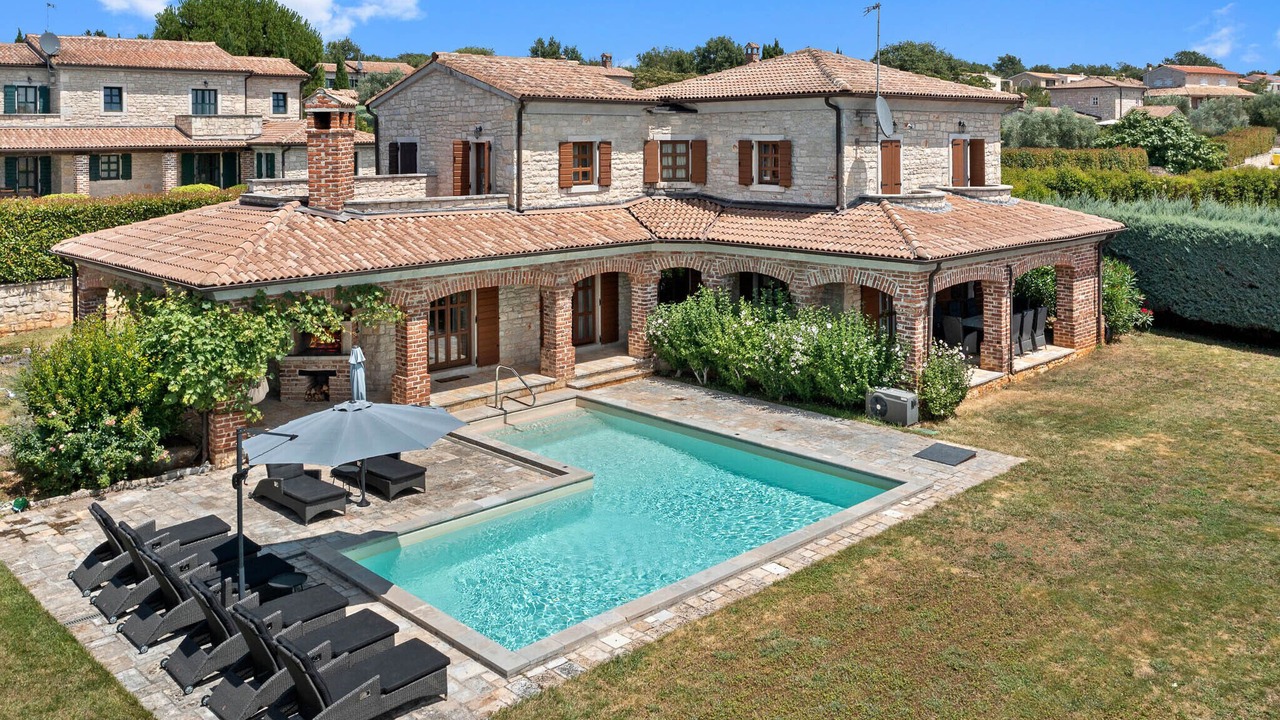 Photo of Outdoor in Stifanici