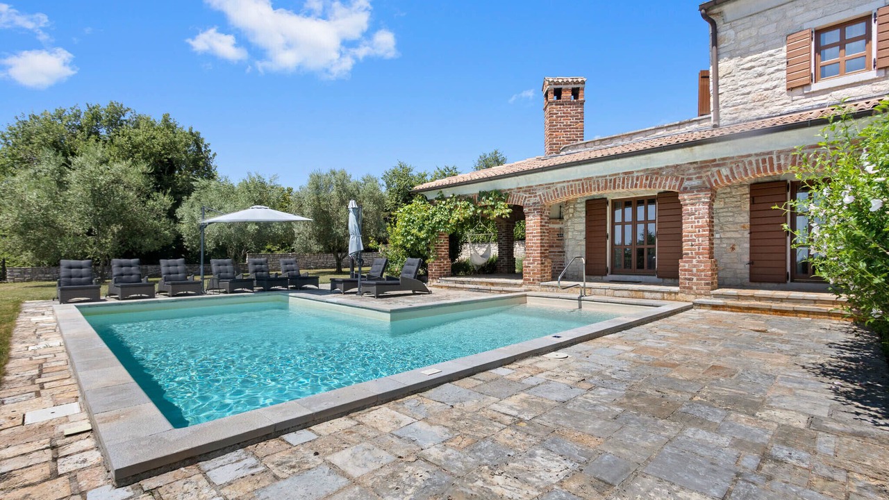 Photo of Outdoor in Stifanici