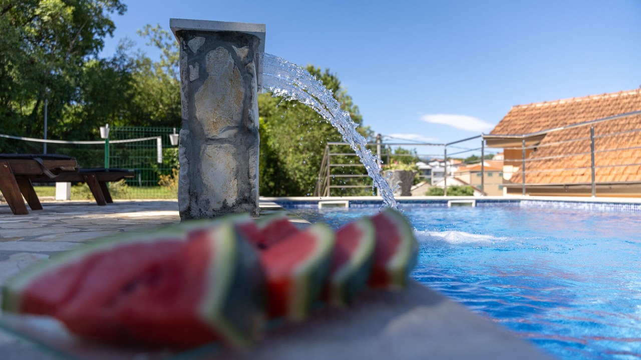 Photo of Outdoor in Grubine