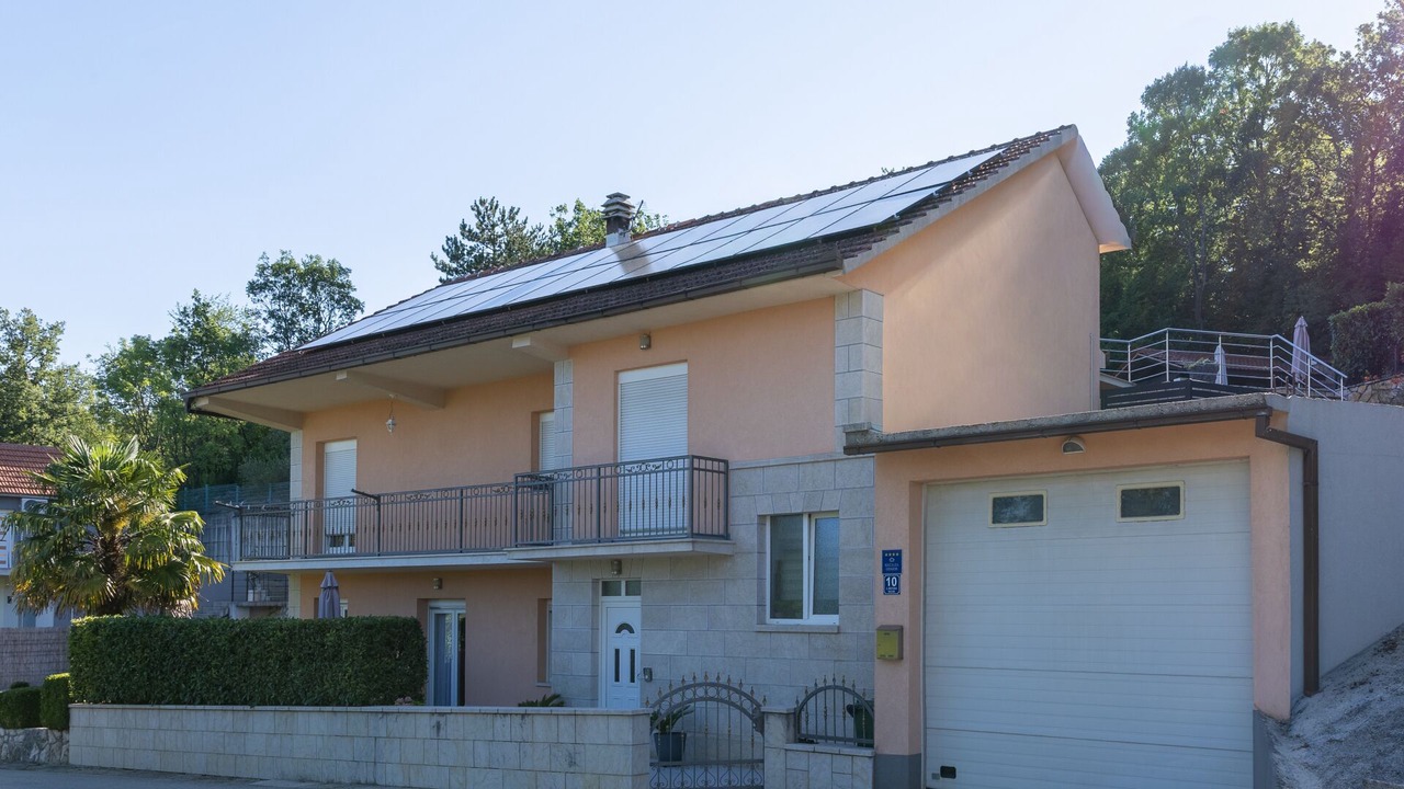 Photo of Outdoor in Grubine