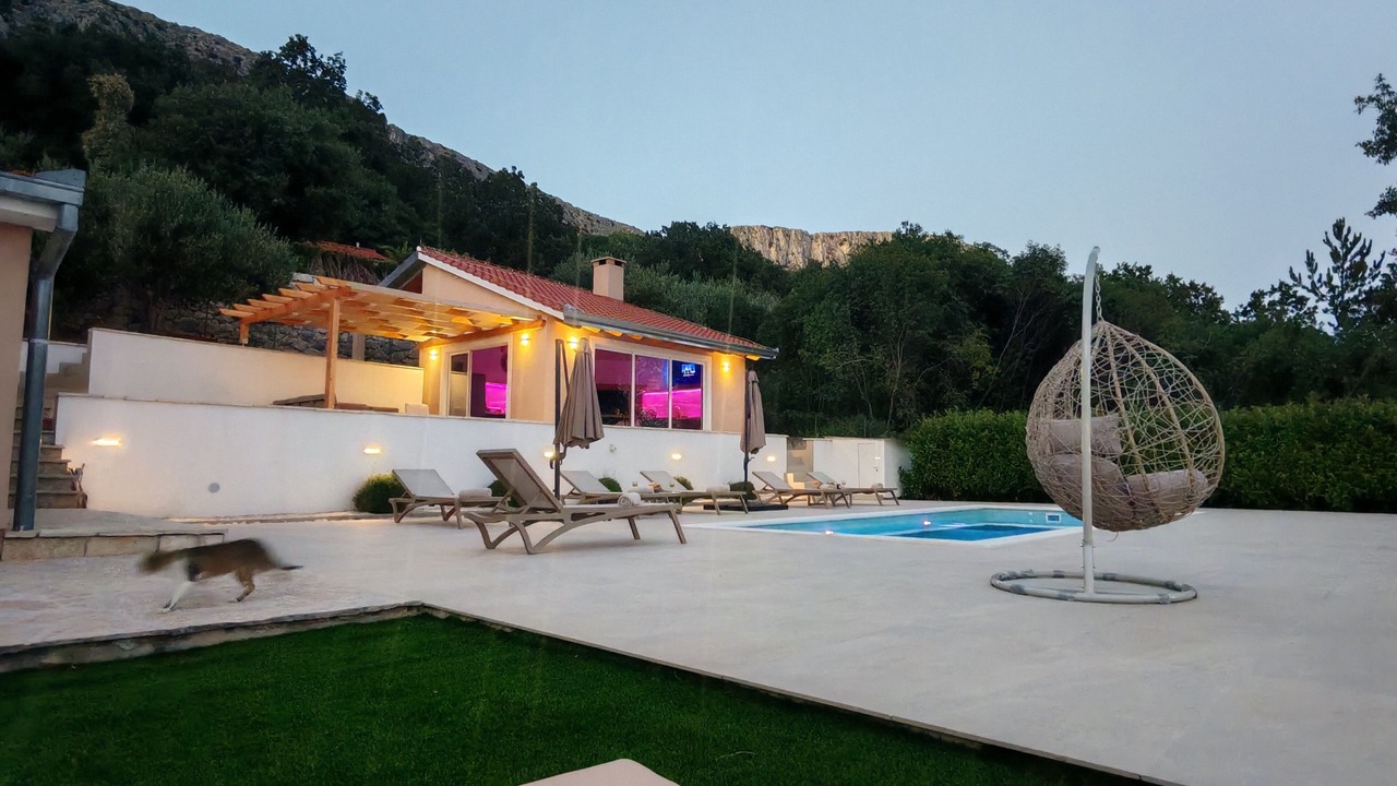 Photo of Outdoor in Solin
