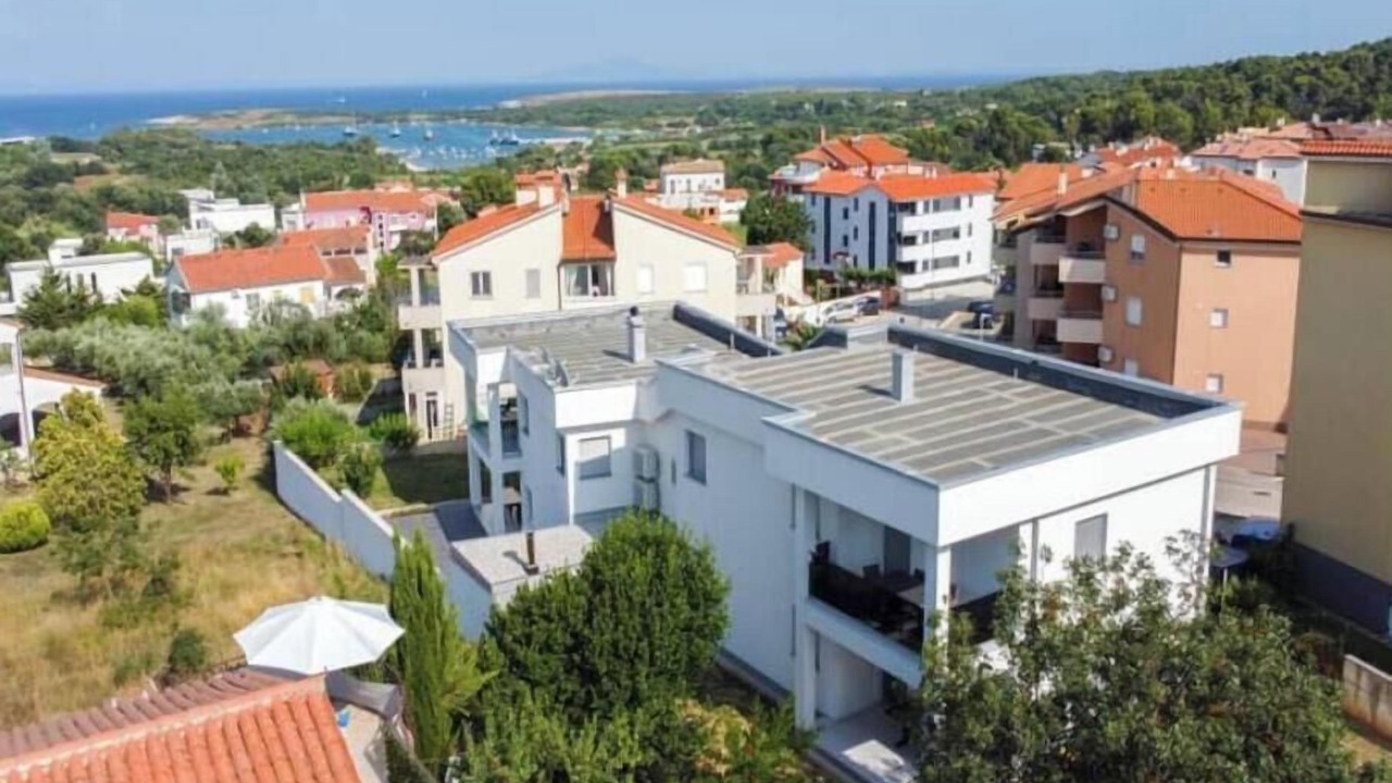 Photo of Outdoor in Loborika