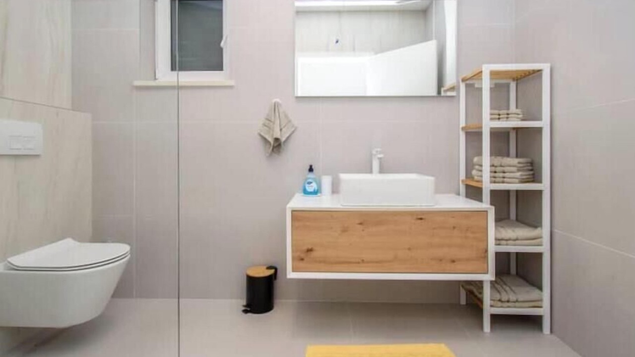 Photo of Bathroom in Loborika