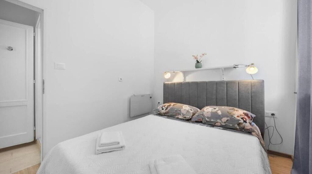 Photo of Bedroom in Loborika