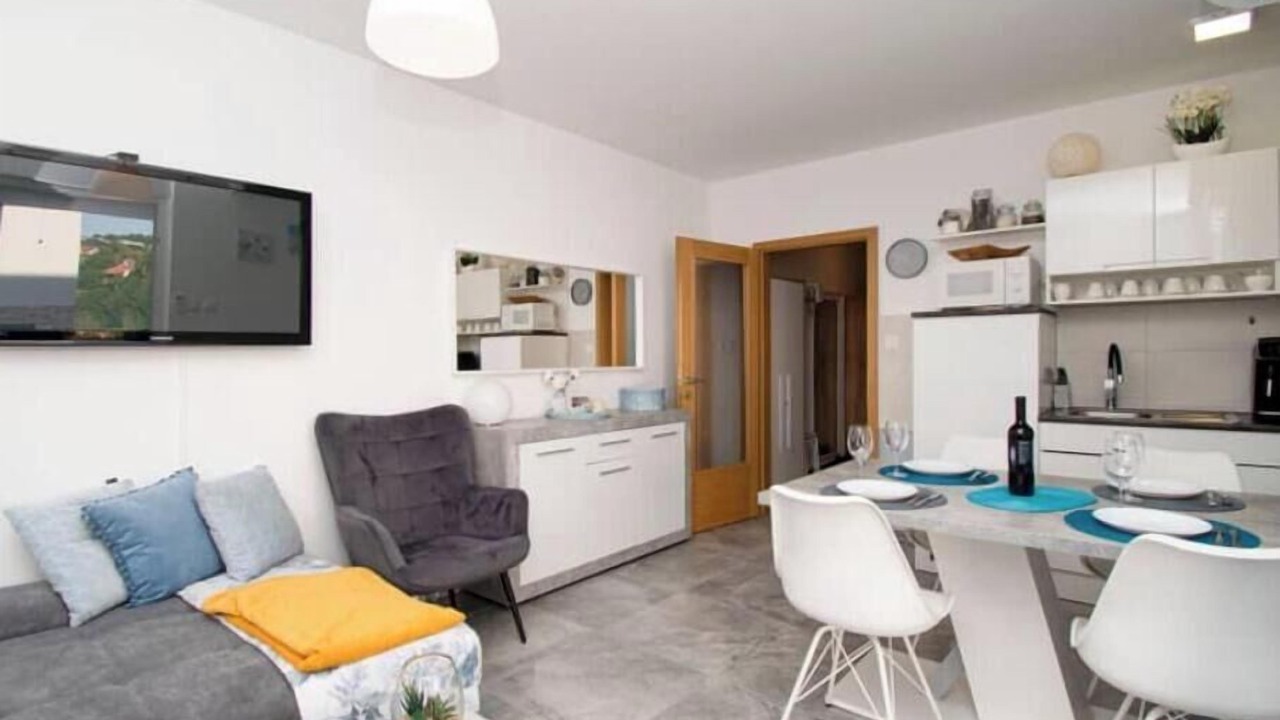 Photo of Livingroom in Loborika