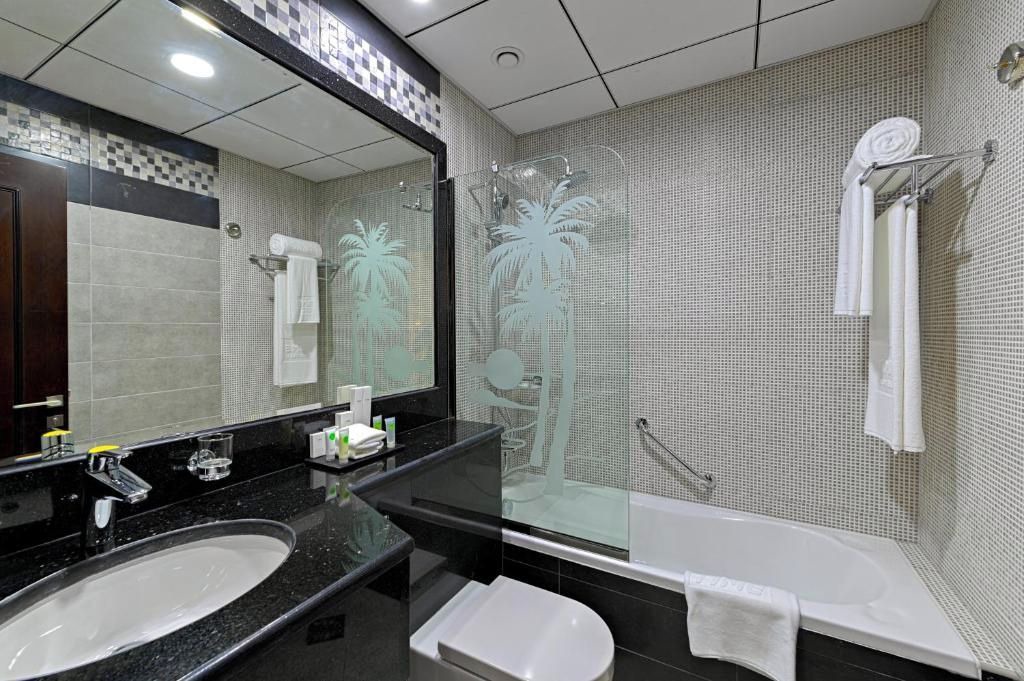 Photo of Bathroom in Al-Fujairah