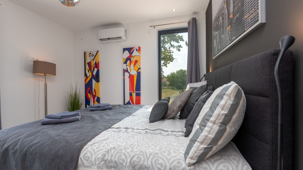 Photo of Bedroom in Funtana