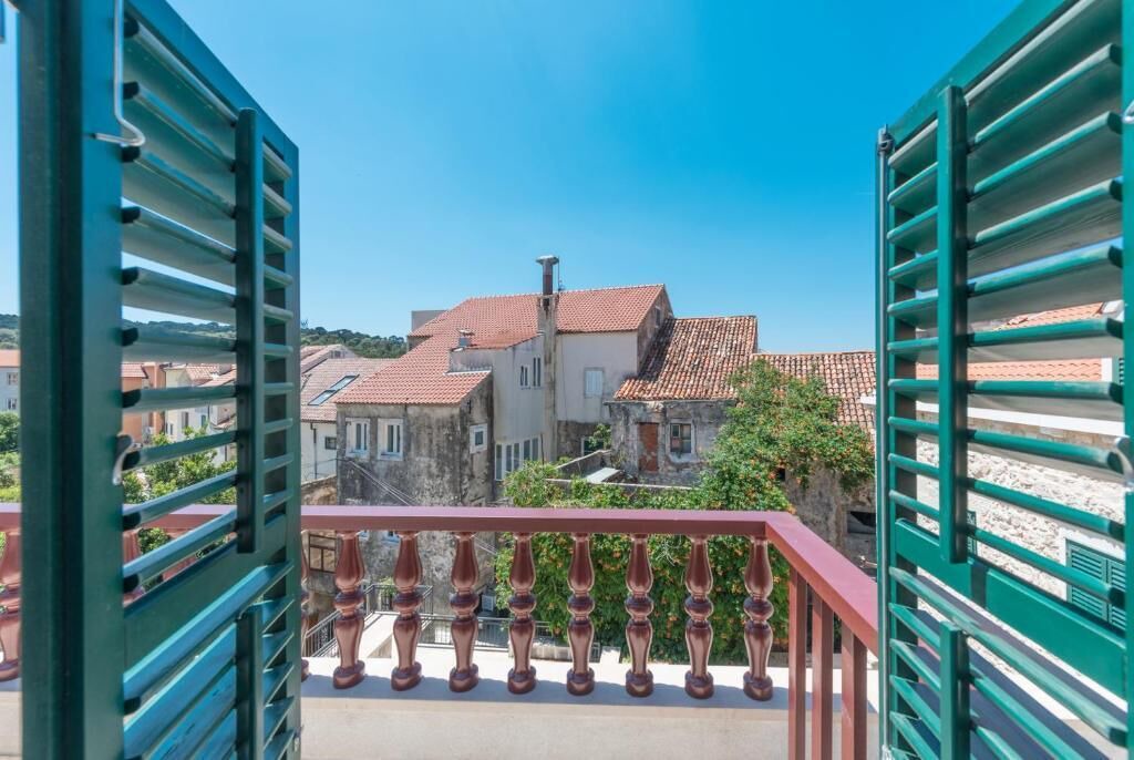 Photo of Bedroom in Makarska Old Town